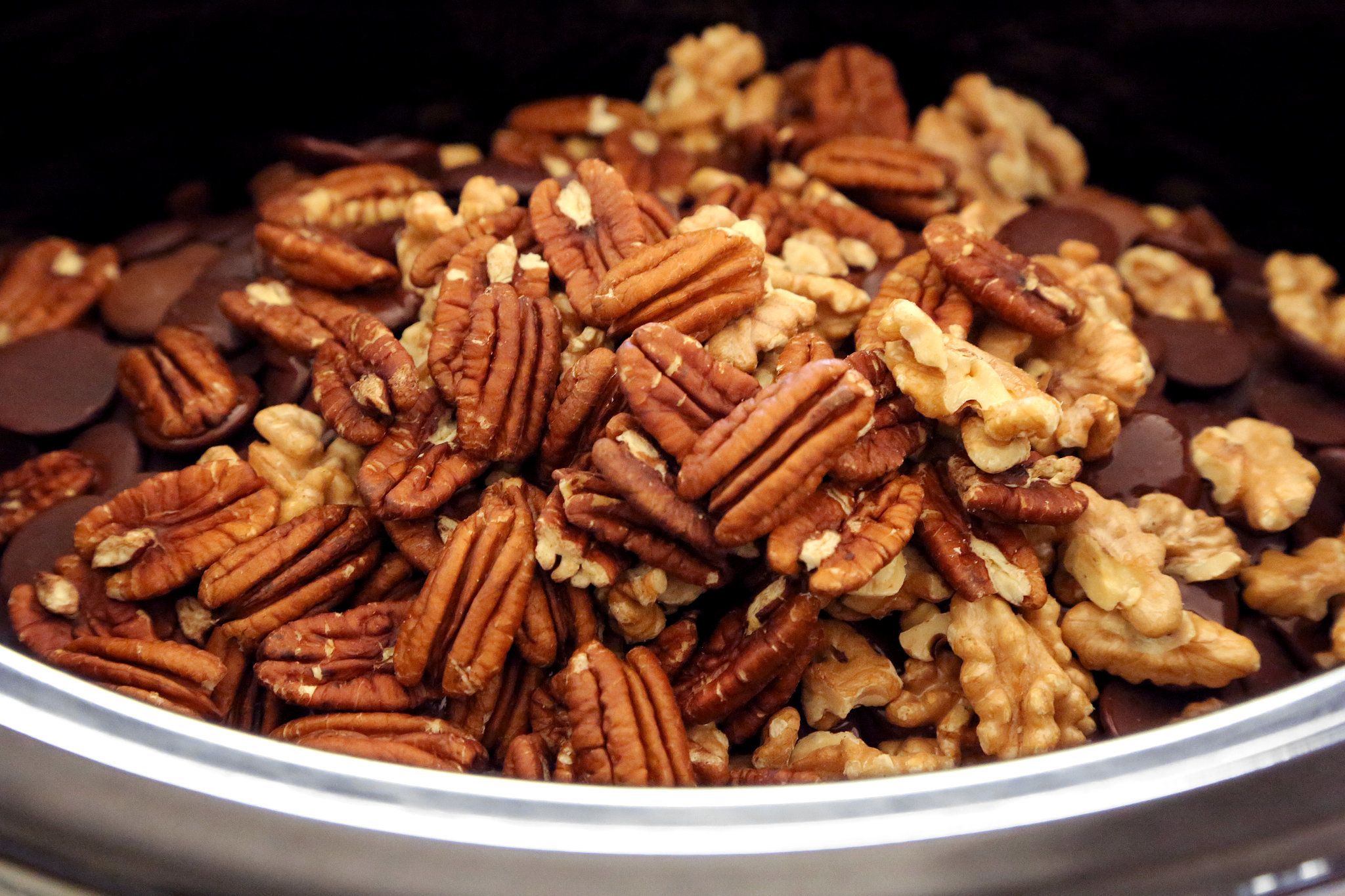 Slow Cooker Chocolate Nut Clusters Recipe