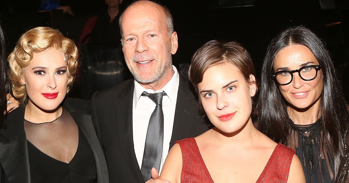 Bruce Willis and Demi Moore With Kids September 2015 | POPSUGAR Celebrity