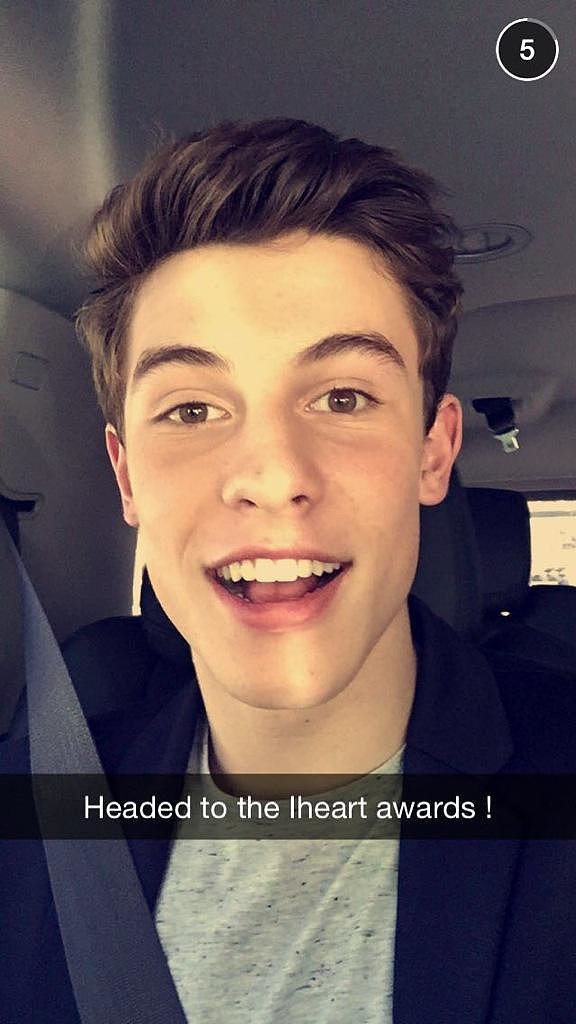 Shawn Mendes: shawnmendes1 | 80+ Celebrities You Should Be Following on ...