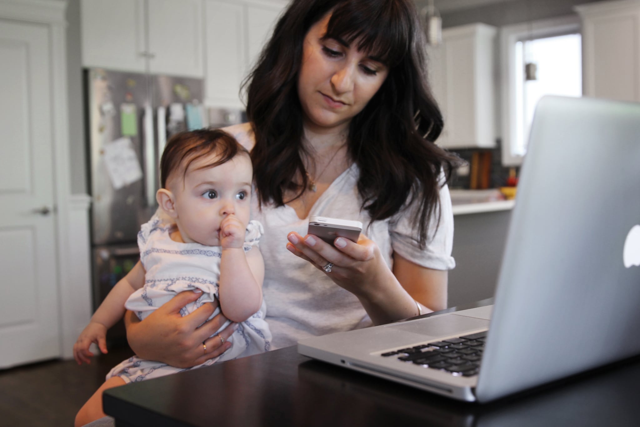 8 Complications You Run Into at Work as a Working Mother.