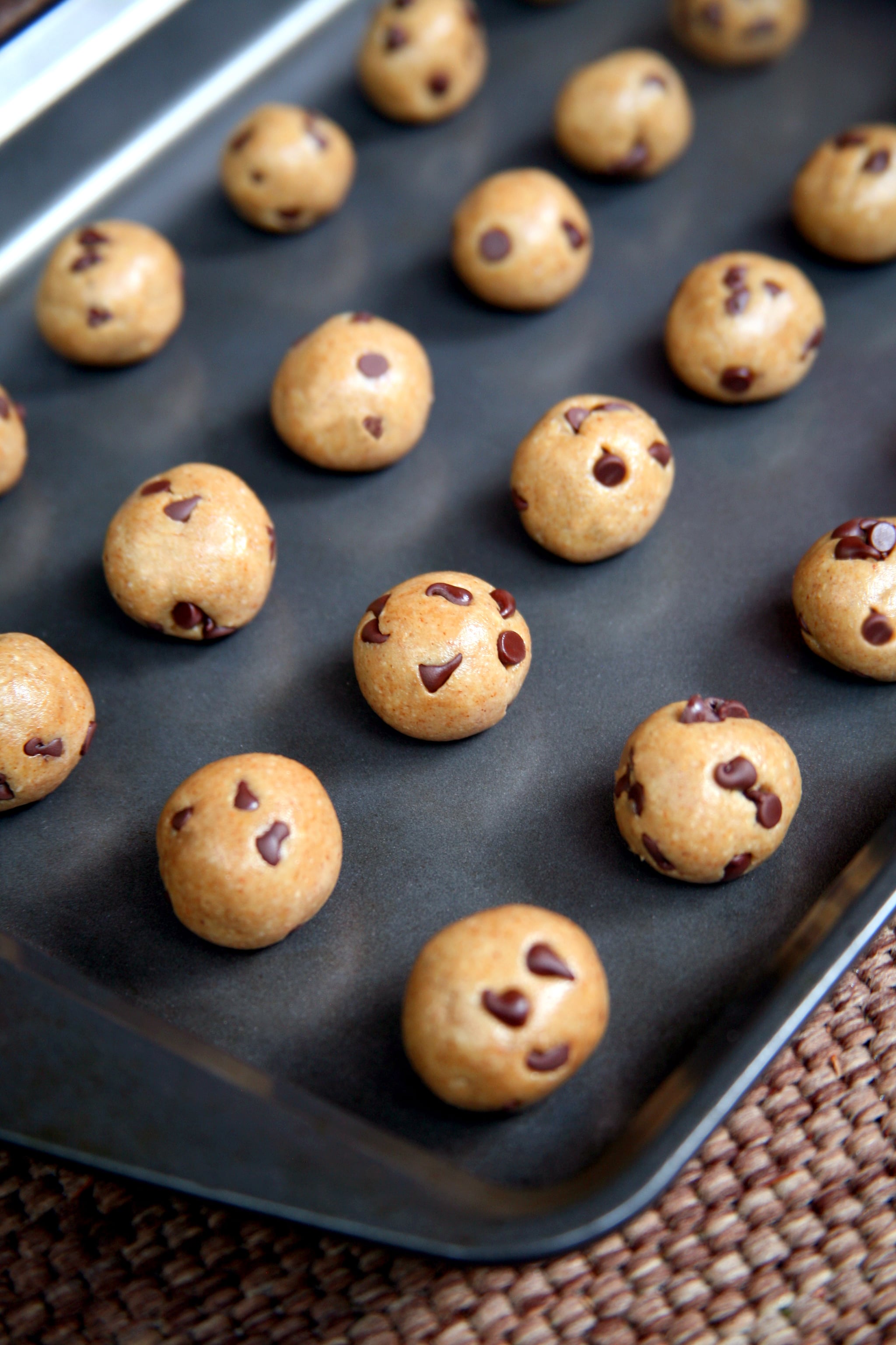 20 Ingredient Vegan Chocolate Chip Cookie Dough Balls