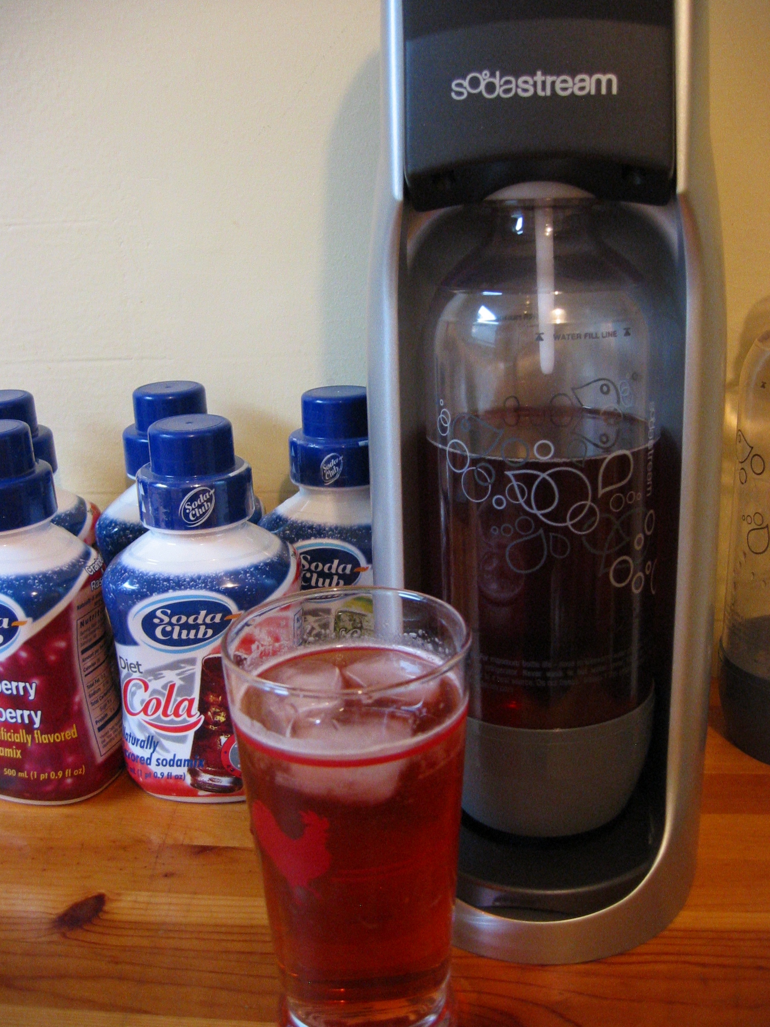 SodaStream Soda Maker Worth Gushing About? POPSUGAR Food